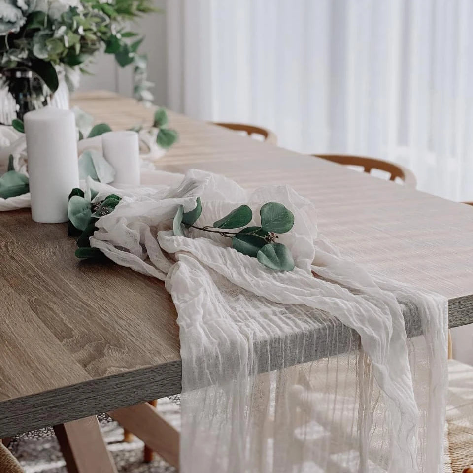 Caminho de Mesa Decorativo em Gaze