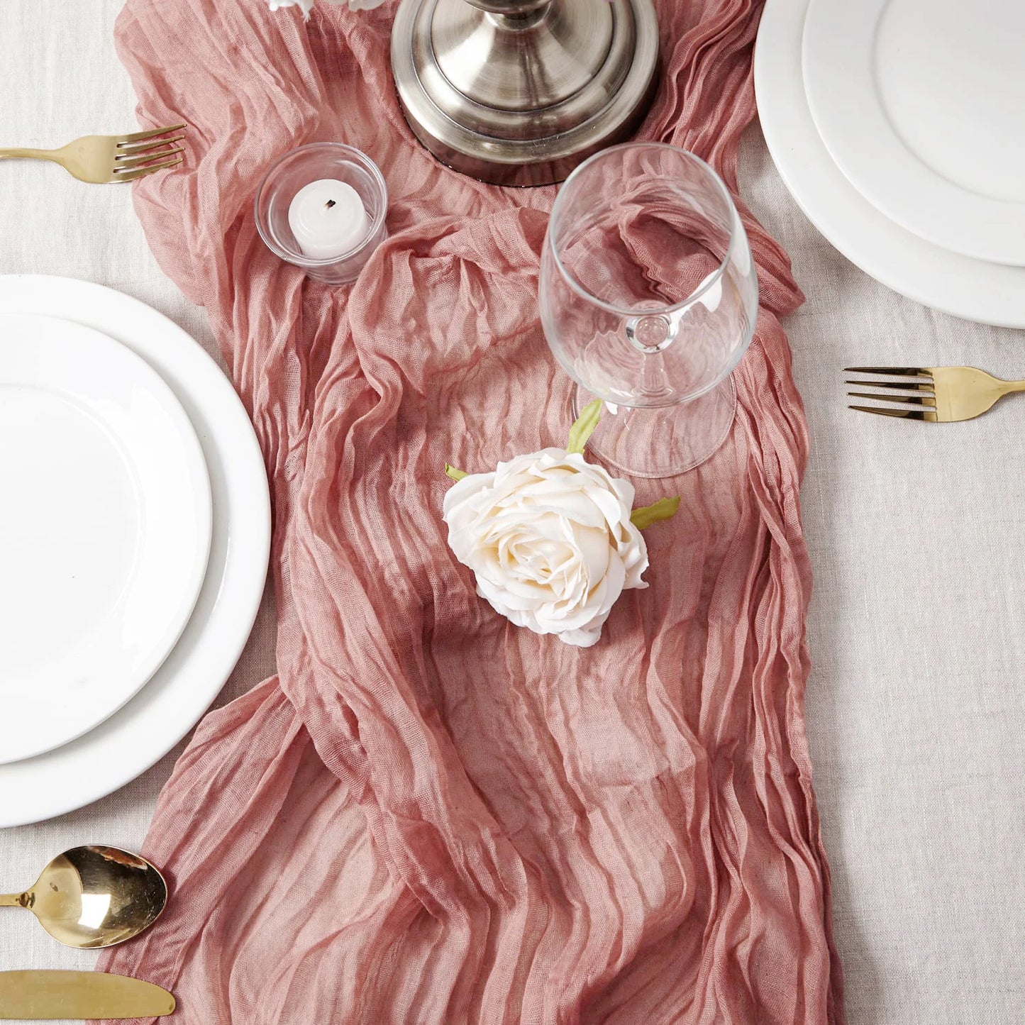 Caminho de Mesa Decorativo em Gaze