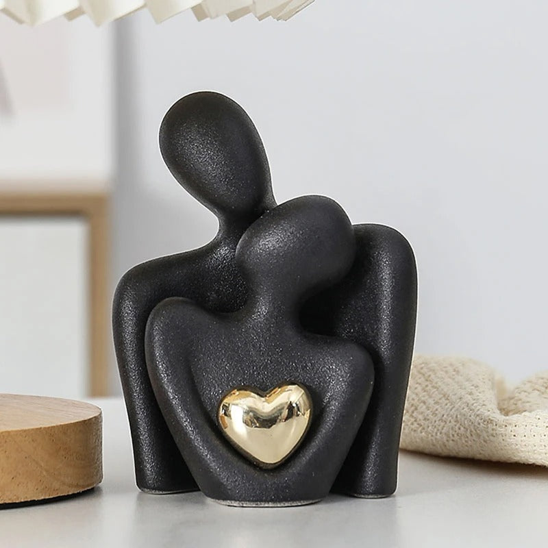 Estátua de Casal em Cerâmica para Decoração Moderna