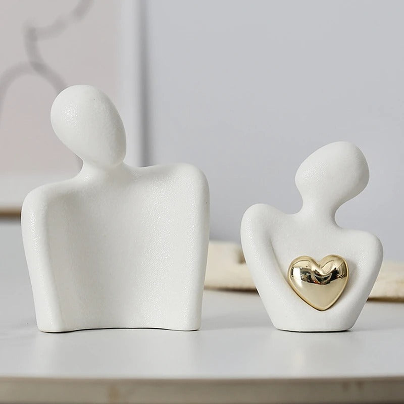 Estátua de Casal em Cerâmica para Decoração Moderna