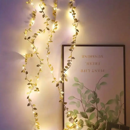 Cordão de Luzes LED Decorativo com Folhas Douradas